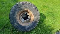 2 X 8 STUD WHEELS AND TYRES - 5