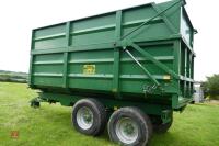 2010 WEEKS 11 TONNE SILAGE TRAILER - 6