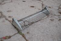 5' 6" GALVANISED HOOK OVER HAY RACK - 5