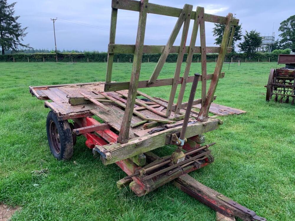 10' X 6' WOODEN TRAILER