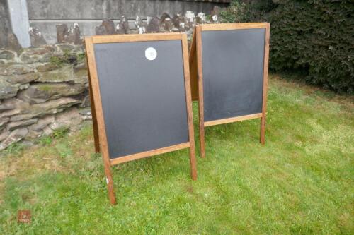 2 DISPLAY BLACKBOARDS