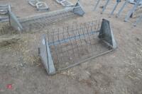 HOOK ON GALVANISED HAY RACK - 3