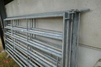 4 IAE 10' GALVANISED CATTLE HURDLES - 5