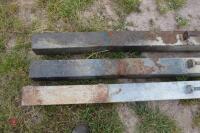 3 GALVANISED GATE HANGING POSTS - 3