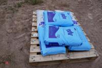 6 25KG BAGS OF SALT - 2