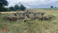 CLAAS LINER 2900 TWIN ROTOR RAKE - 4