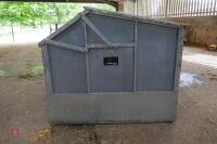 BATEMAN GALVANISED CALF CREEP FEEDER - 2