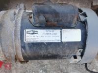 4 GEARBOXES & FEEDER MOTORS - 4