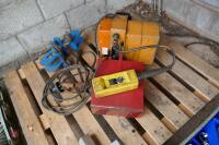 FELCO 1000KG HOIST - 2