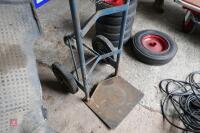 WELDING GAS CYLINDER TROLLEY - 3