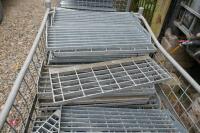 GALVANISED STEPS & GALVANISED STILLAGE - 5