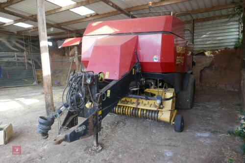 2000 NEW HOLLAND BB940S SQUARE BALER