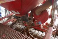 2001 KUHN LC302 AIR DRILL - 17